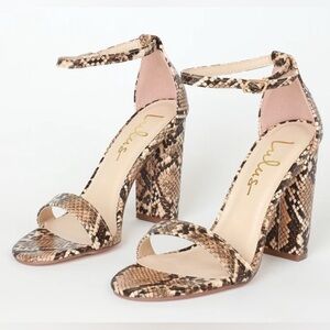 NWOB Lulu’s Taylor Tan Snake Print Ankle Strap Block‎ Heels - 10